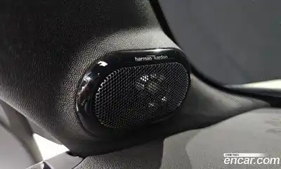 Mini Cooper Convertible 2023 2.0 Автомат в Москве № 140760, миниатюра 9