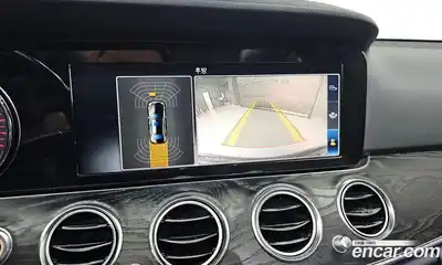 Mercedes-Benz E-Class 2018 2.0 Автомат в Москве № 141636, миниатюра 11