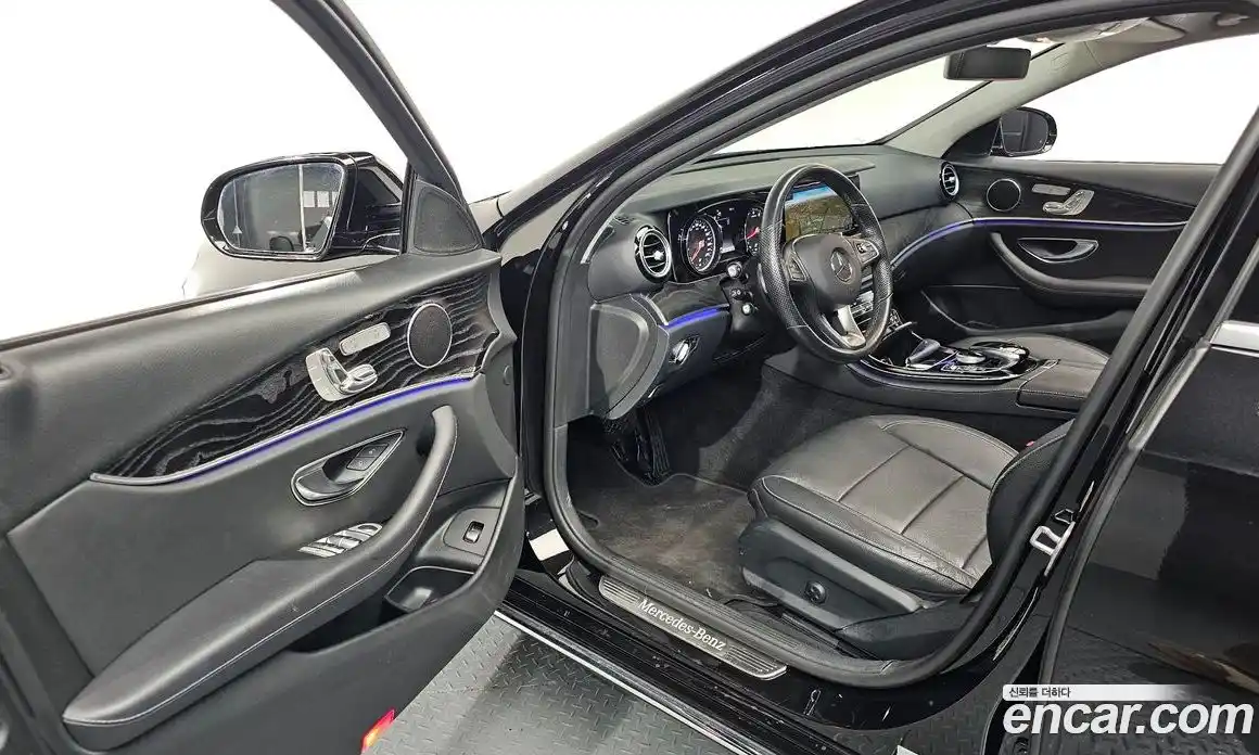 Mercedes-Benz E-Class 2018 2.0 Автомат в Москве № 141636, фото 18