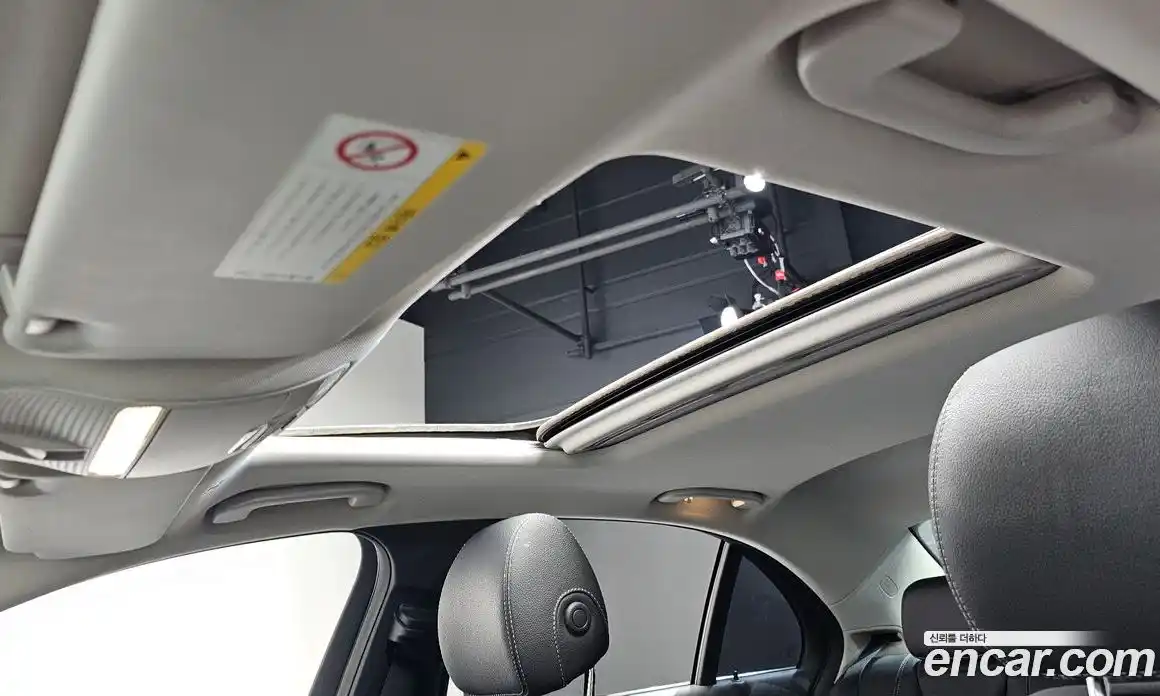 Mercedes-Benz E-Class 2018 2.0 Автомат в Москве № 141636, фото 20