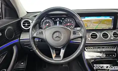 Mercedes-Benz E-Class 2018 2.0 Автомат в Москве № 141636, миниатюра 6