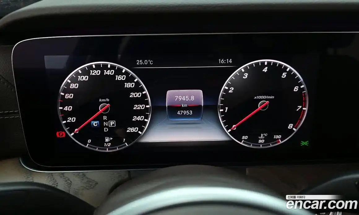 Mercedes-Benz E-Class 2019 2.0 Автомат в Москве № 142267, фото 19