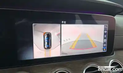 Mercedes-Benz E-Class 2019 2.0 Автомат в Москве № 142267, миниатюра 2