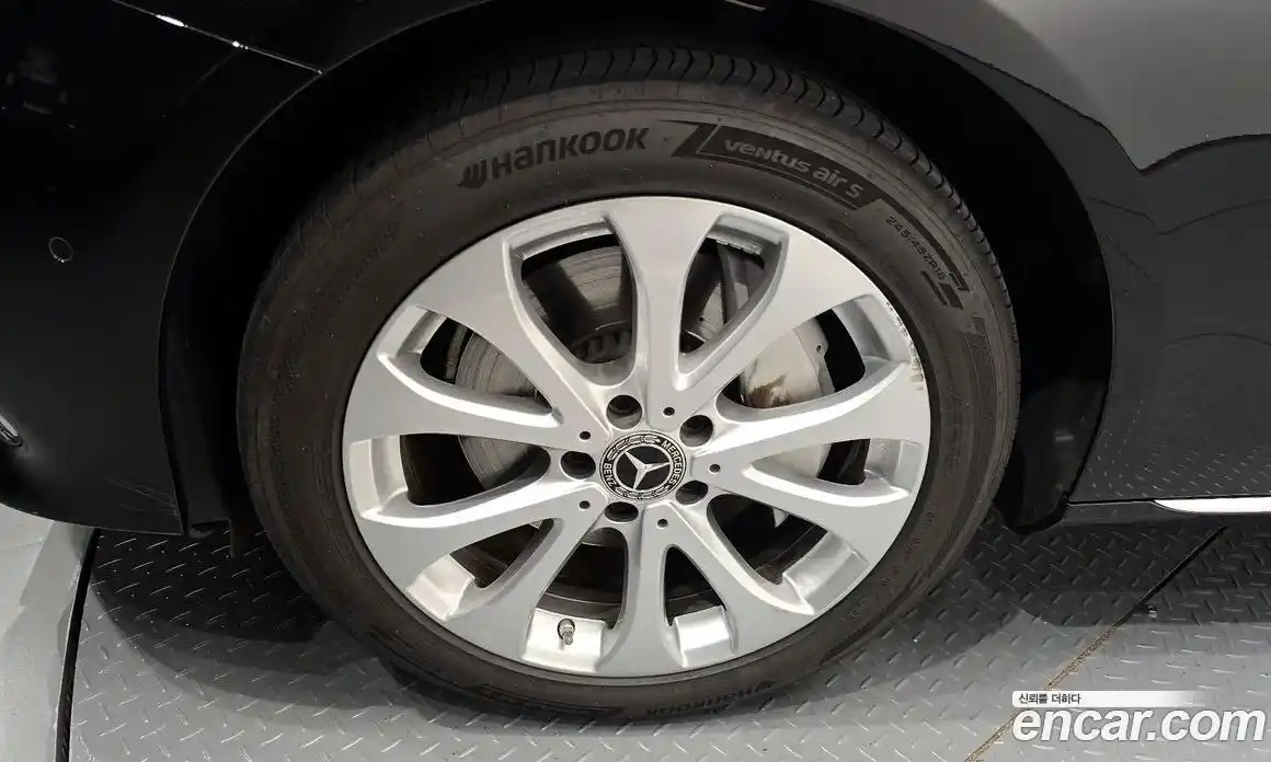 Mercedes-Benz E-Class 2019 2.0 Автомат в Москве № 142267, фото 5