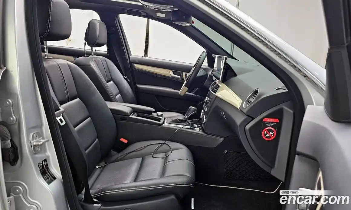 Mercedes-Benz C-Class 2013 1.8 Автомат в Москве № 142941, фото 11