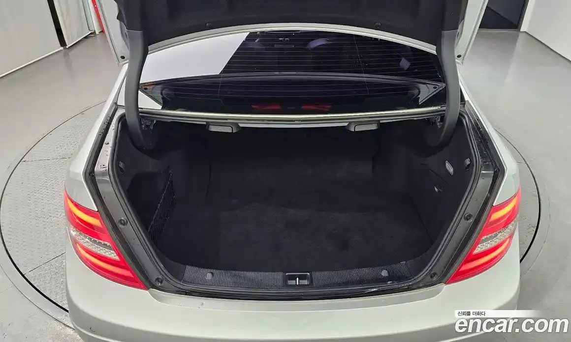 Mercedes-Benz C-Class 2013 1.8 Автомат в Москве № 142941, фото 3