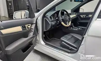 Mercedes-Benz C-Class 2013 1.8 Автомат в Москве № 142941, миниатюра 9