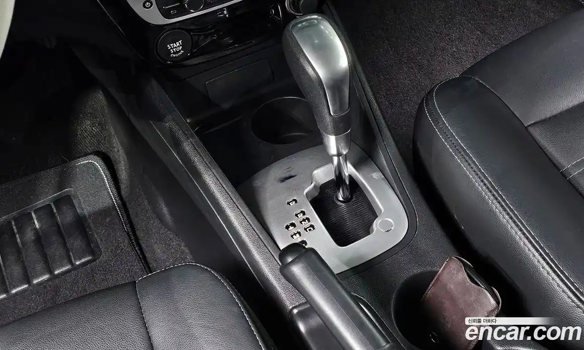 Renault SM3 2016 1.6 Автомат в Москве № 146616, фото 13