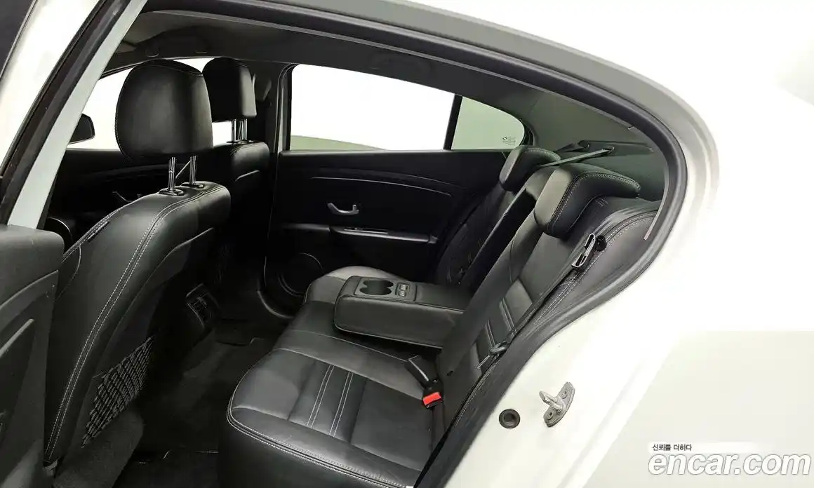 Renault SM3 2016 1.6 Автомат в Москве № 146616, фото 19