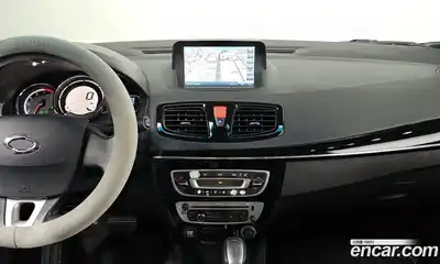 Renault SM3 2016 1.6 Автомат в Москве № 146616, миниатюра 8