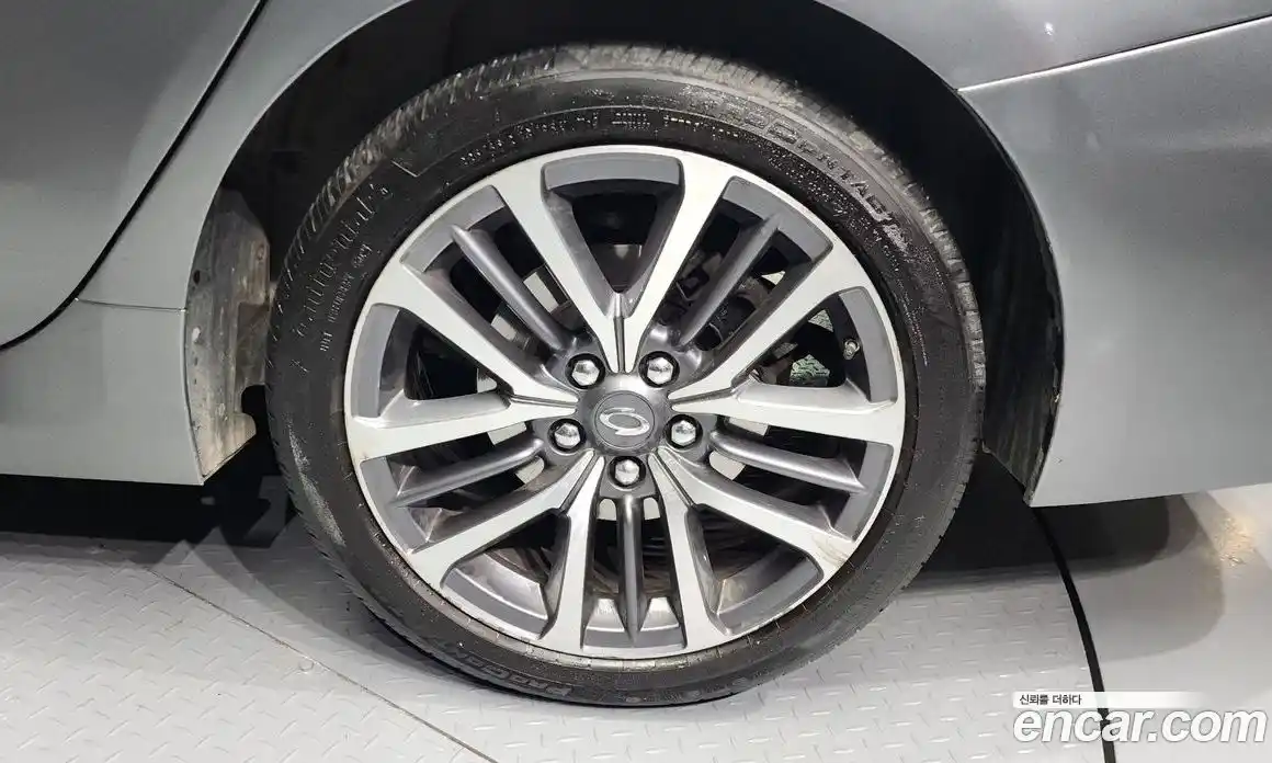 Renault SM7 2017 2.0 Автомат в Москве № 147133, фото 4