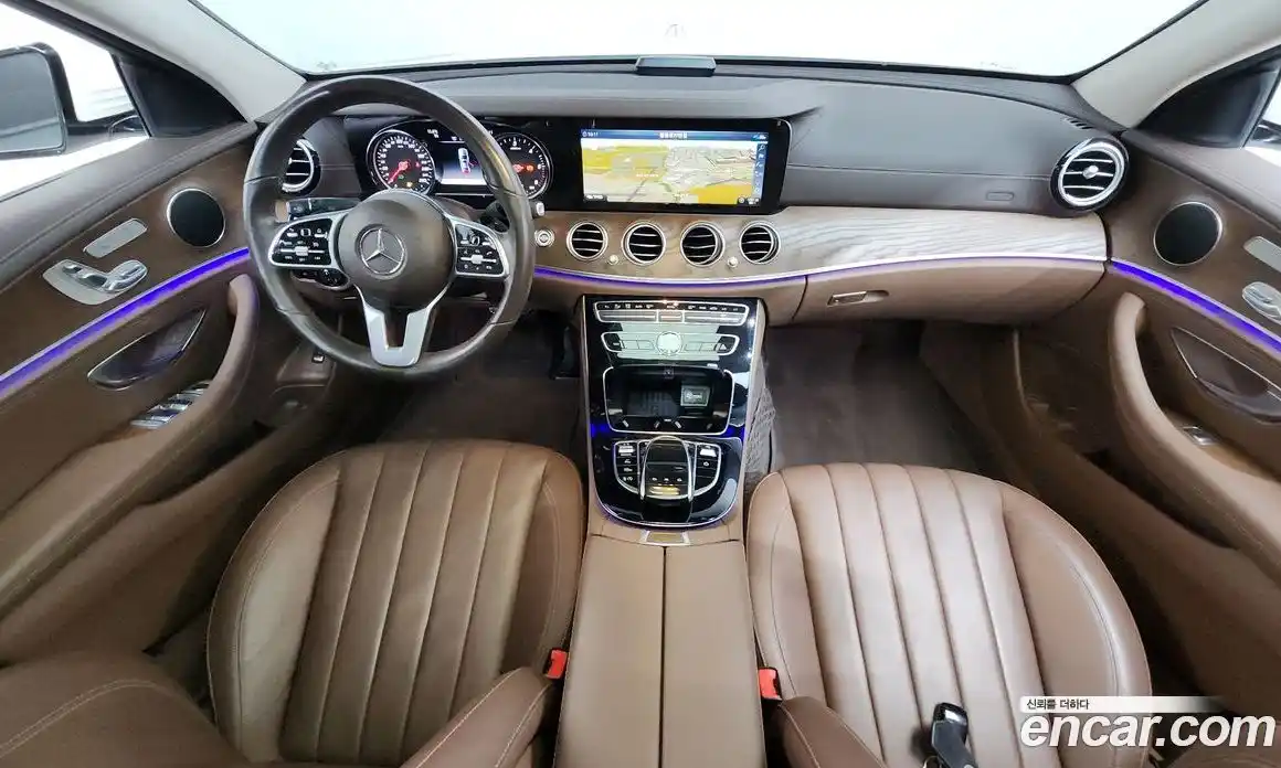 Mercedes-Benz E-Class 2020 1.9 Автомат в Москве № 150753, фото 13