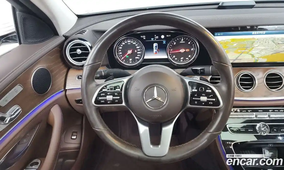 Mercedes-Benz E-Class 2020 1.9 Автомат в Москве № 150753, фото 20