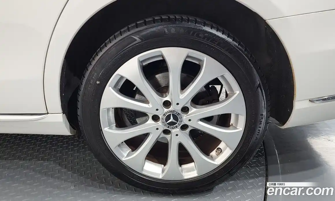 Mercedes-Benz E-Class 2020 1.9 Автомат в Москве № 150753, фото 3