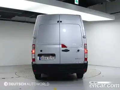 Renault Master 2024 2.3 Механическая в Москве № 152062, миниатюра 4