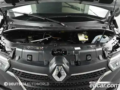 Renault Master 2024 2.3 Механическая в Москве № 152062, миниатюра 6