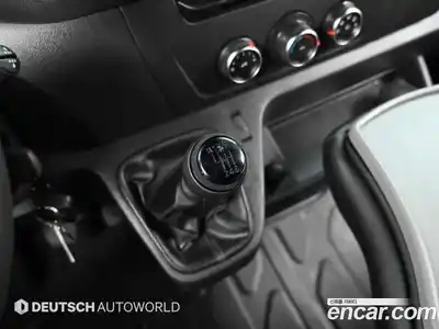 Renault Master 2024 2.3 Механическая в Москве № 152062, миниатюра 9