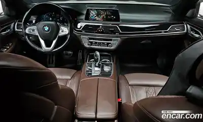 BMW 7-Series 2019 3.0 Автомат в Москве № 157653, миниатюра 2