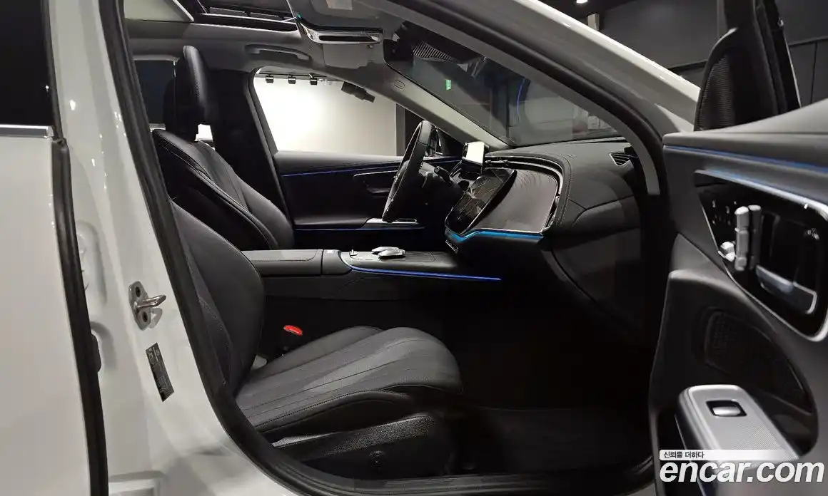 Mercedes-Benz E-Class 2025 2.0 Автомат в Москве № 160260, фото 11