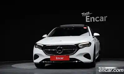 Mercedes-Benz E-Class 2025 2.0 Автомат в Москве № 160260, миниатюра 3