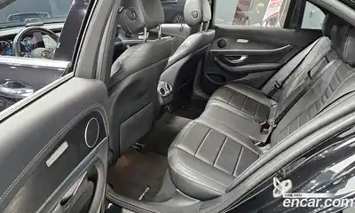 Mercedes-Benz E-Class 2021 1.9 Автомат в Москве № 161405, миниатюра 12