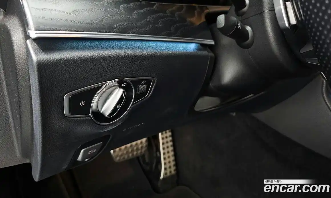 Mercedes-Benz E-Class 2021 1.9 Автомат в Москве № 161405, фото 16