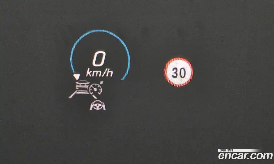 Mercedes-Benz E-Class 2021 1.9 Автомат в Москве № 161405, фото 19