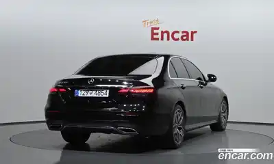 Mercedes-Benz E-Class 2021 1.9 Автомат в Москве № 161405, миниатюра 2