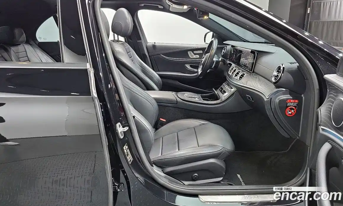 Mercedes-Benz E-Class 2021 1.9 Автомат в Москве № 161405, фото 10