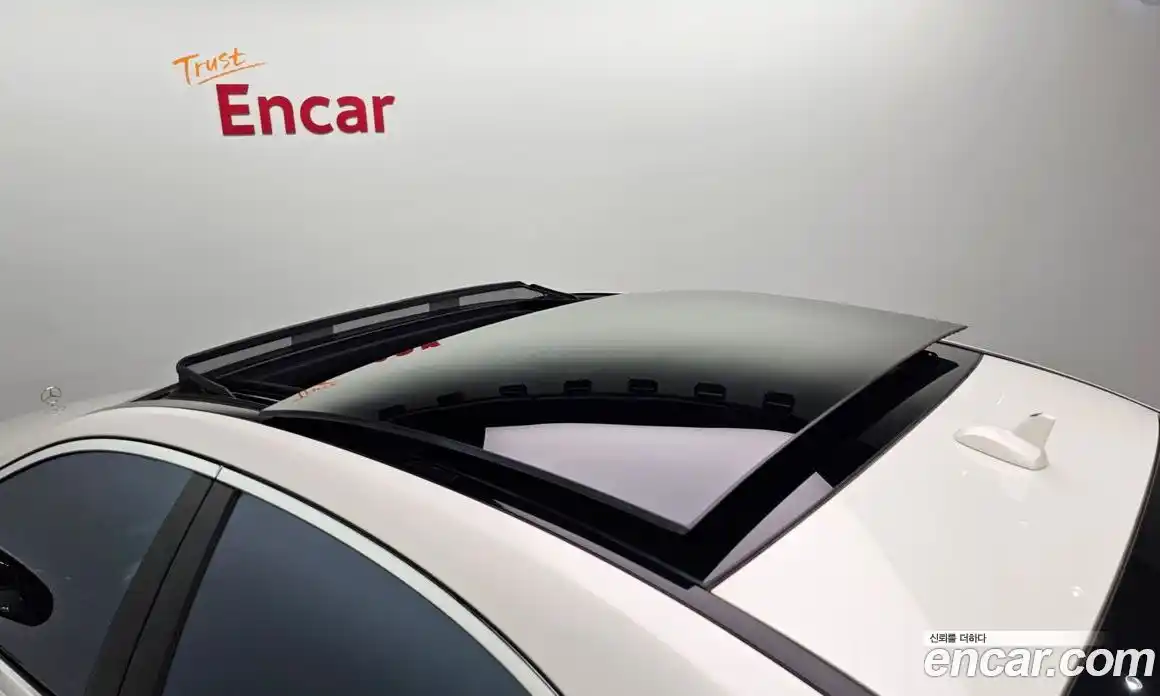 Mercedes-Benz S-Class 2018 4.0 Автомат в Москве № 161884, фото 15