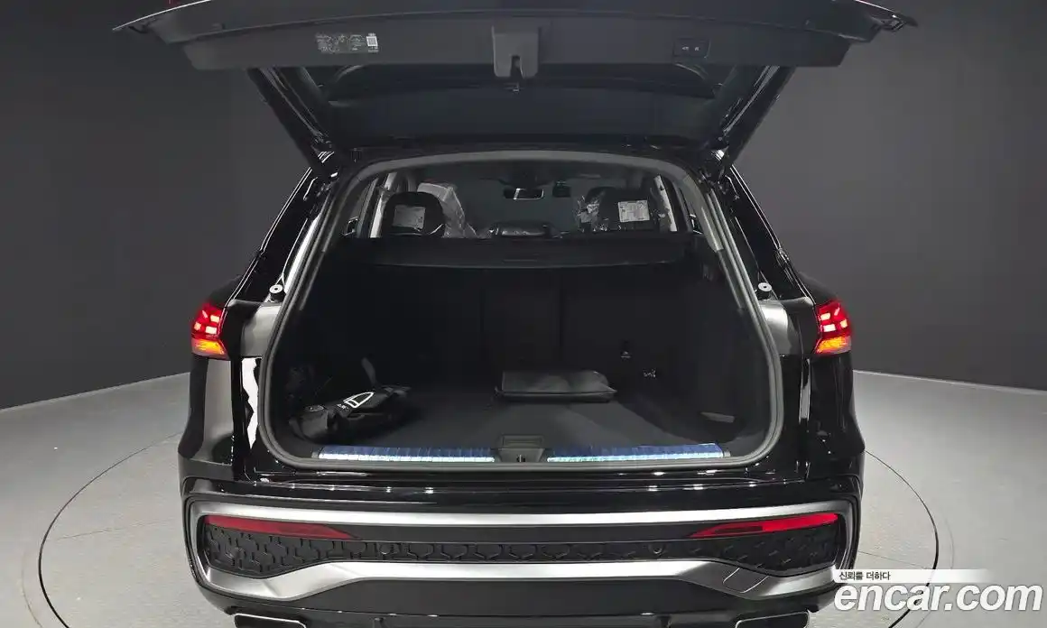 Audi Q5 2025 2.0 Автомат в Москве № 162241, фото 4