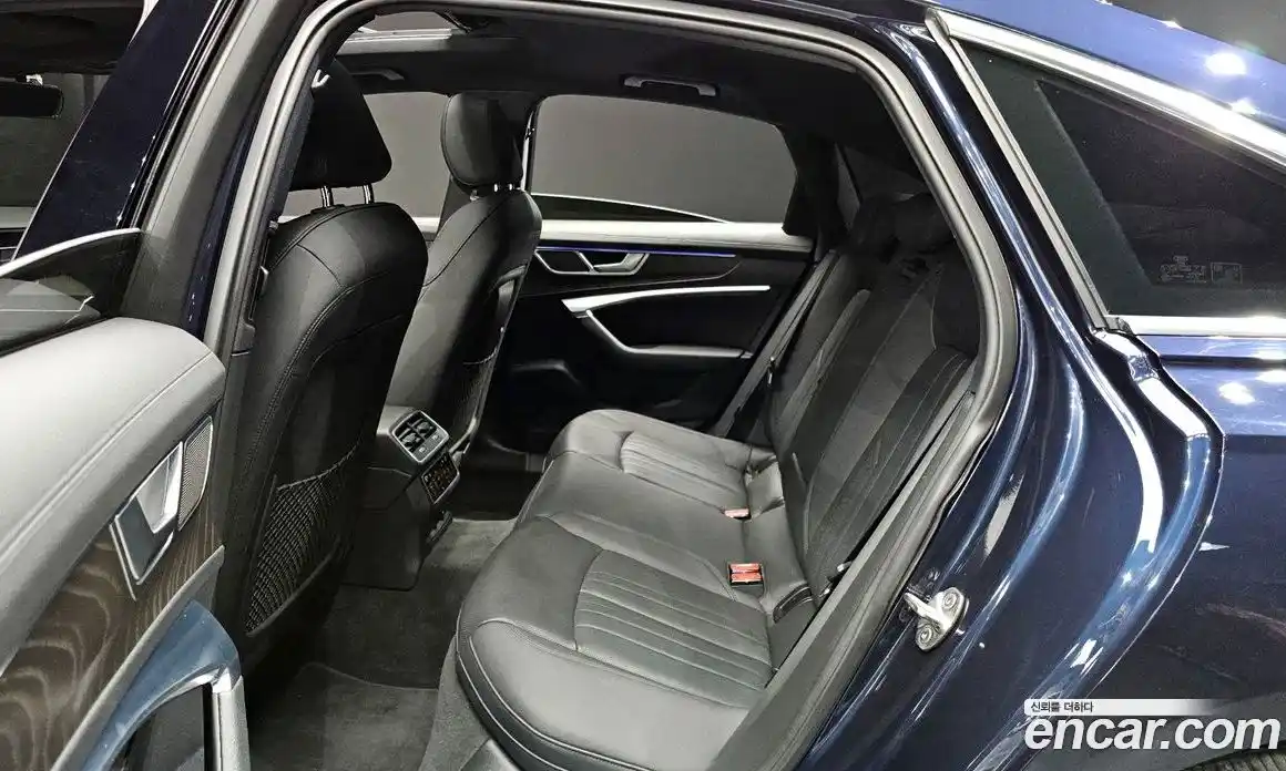 Audi A6 2021 2.0 Автомат в Москве № 163092, фото 12