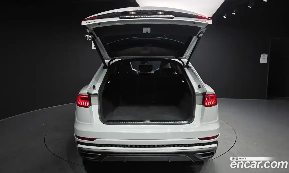 Audi Q8 2022 3.0 Автомат в Москве № 163246, фото 7