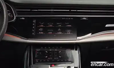 Audi Q8 2022 3.0 Автомат в Москве № 163246, миниатюра 9