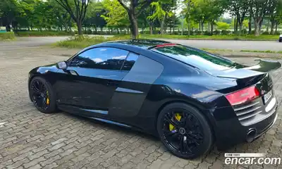 Audi R8 2015 5.2 Робот в Москве № 164087, миниатюра 2