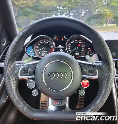 Audi R8 2015 5.2 Робот в Москве № 164087, миниатюра 8