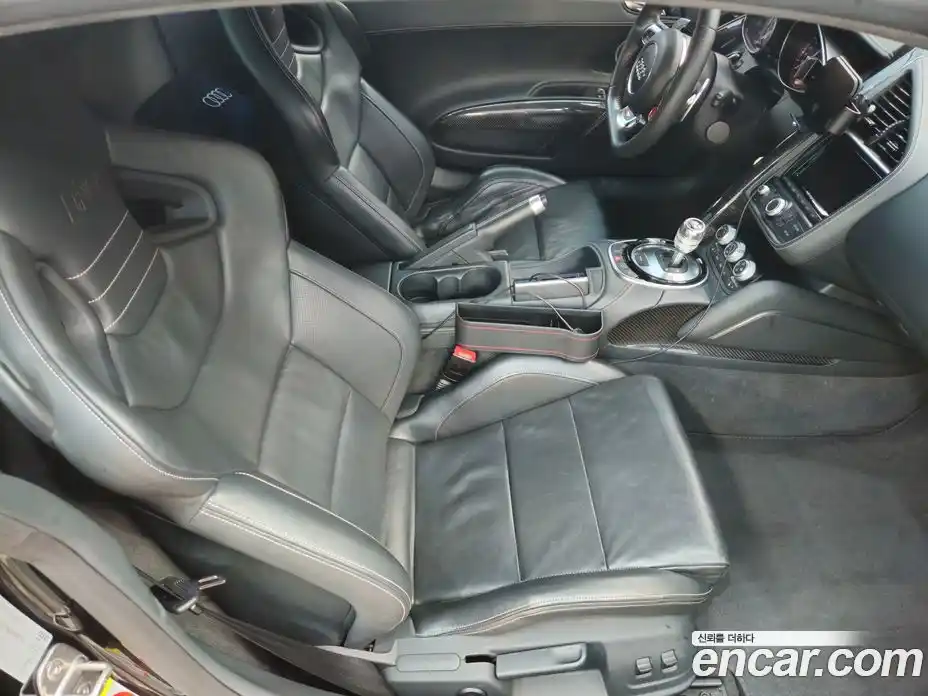 Audi R8 2015 5.2 Робот в Москве № 164087, фото 10