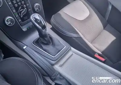 Volvo V40 2015 1.6 Автомат в Москве № 164846, миниатюра 12