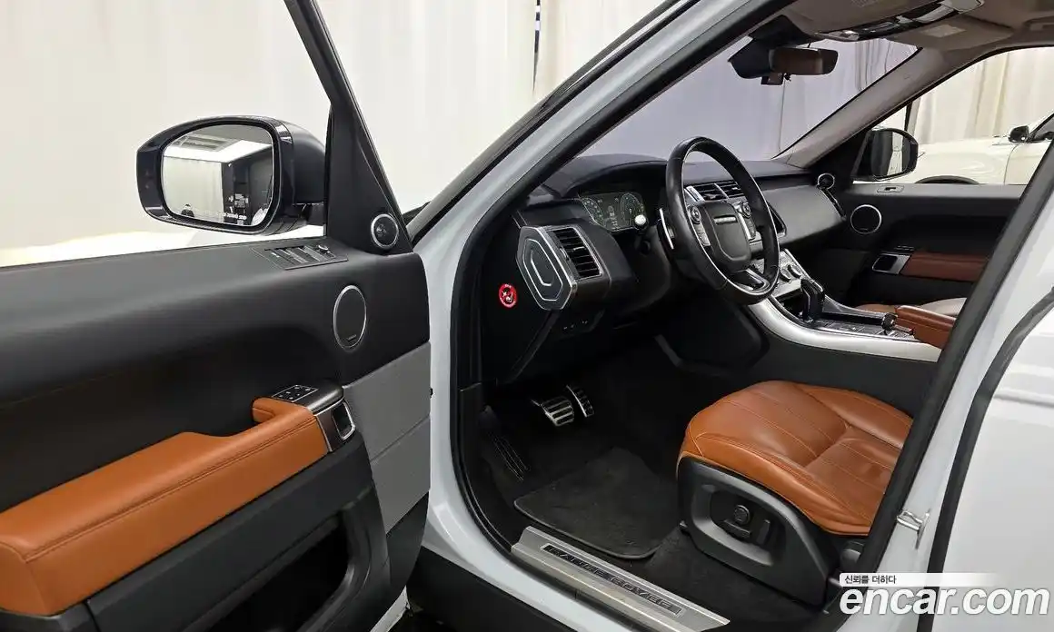 Land Rover Range-Rover Sport 2017 3.0 Автомат в Москве № 166404, фото 11