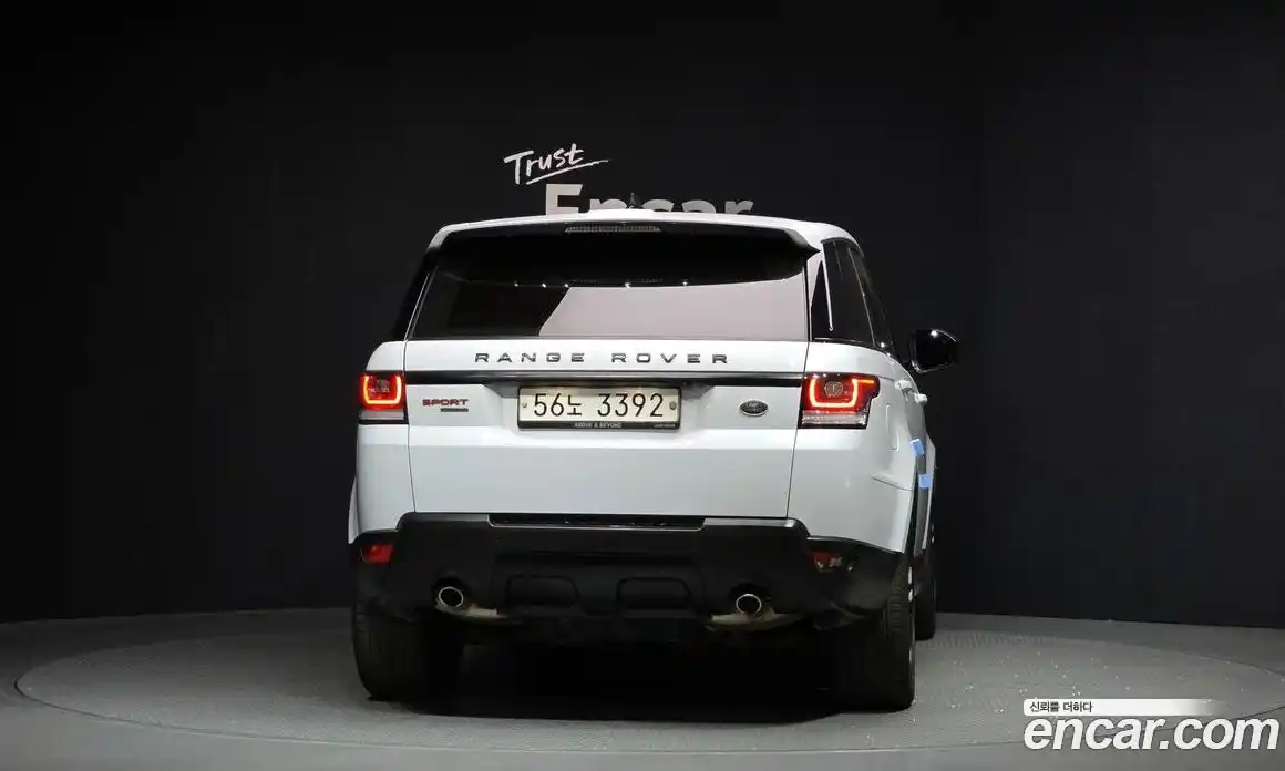 Land Rover Range-Rover Sport 2017 3.0 Автомат в Москве № 166404, фото 3