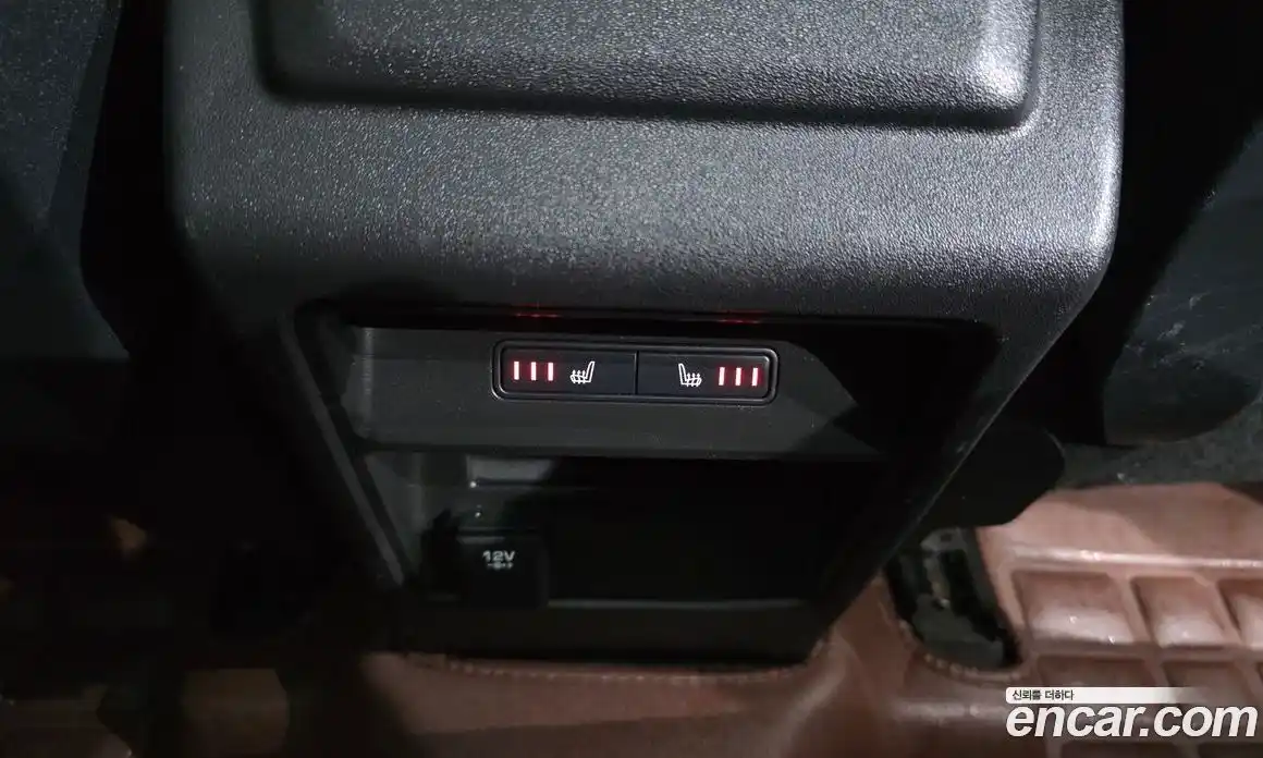 Land Rover Discovery Sport 2016 2.0 Автомат в Москве № 166668, фото 17