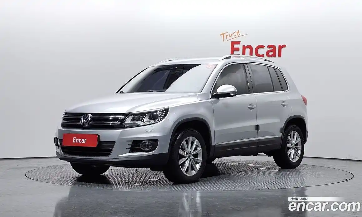 Volkswagen Tiguan 2014 2.0 Автомат в Москве № 169045, фото 17