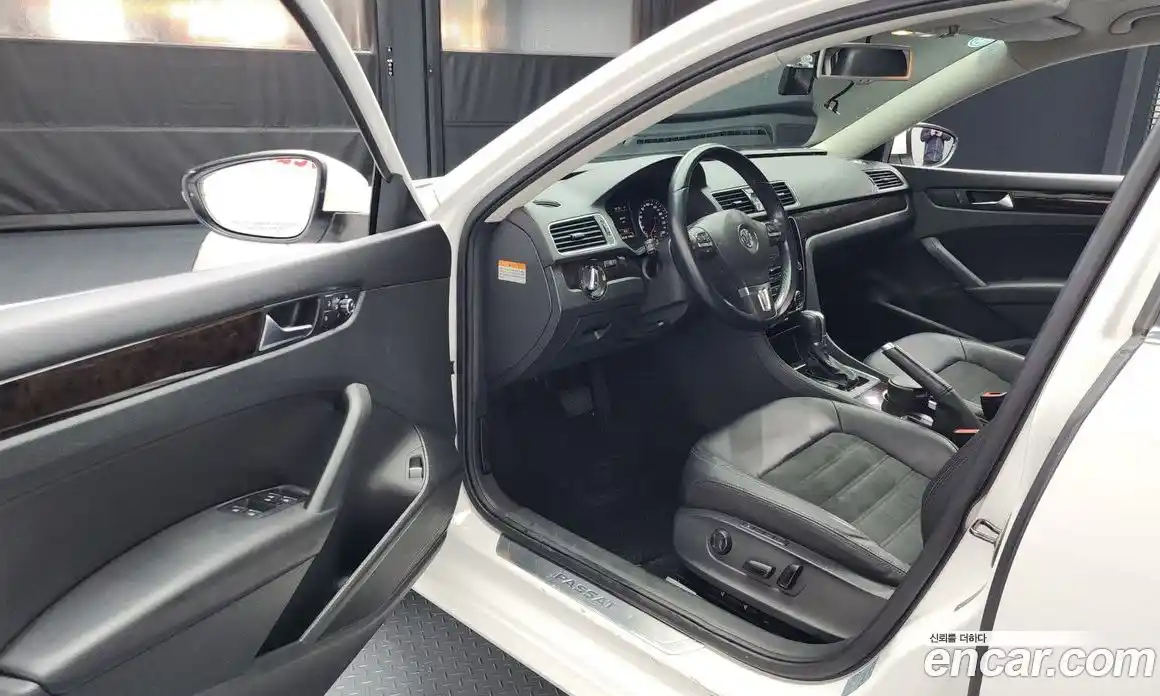 Volkswagen Passat 2015 2.0 Автомат в Москве № 169086, фото 10