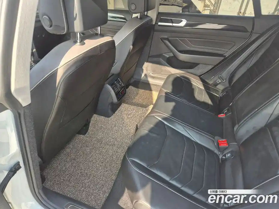 Volkswagen Arteon 2022 2.0 Автомат в Москве № 169268, фото 7