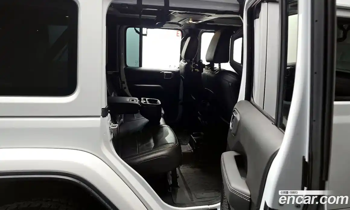 Jeep Wrangler 2021 2.0 Автомат в Москве № 169696, фото 12