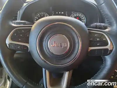 Jeep Renegade 2016 2.4 Автомат в Москве № 170060, миниатюра 11