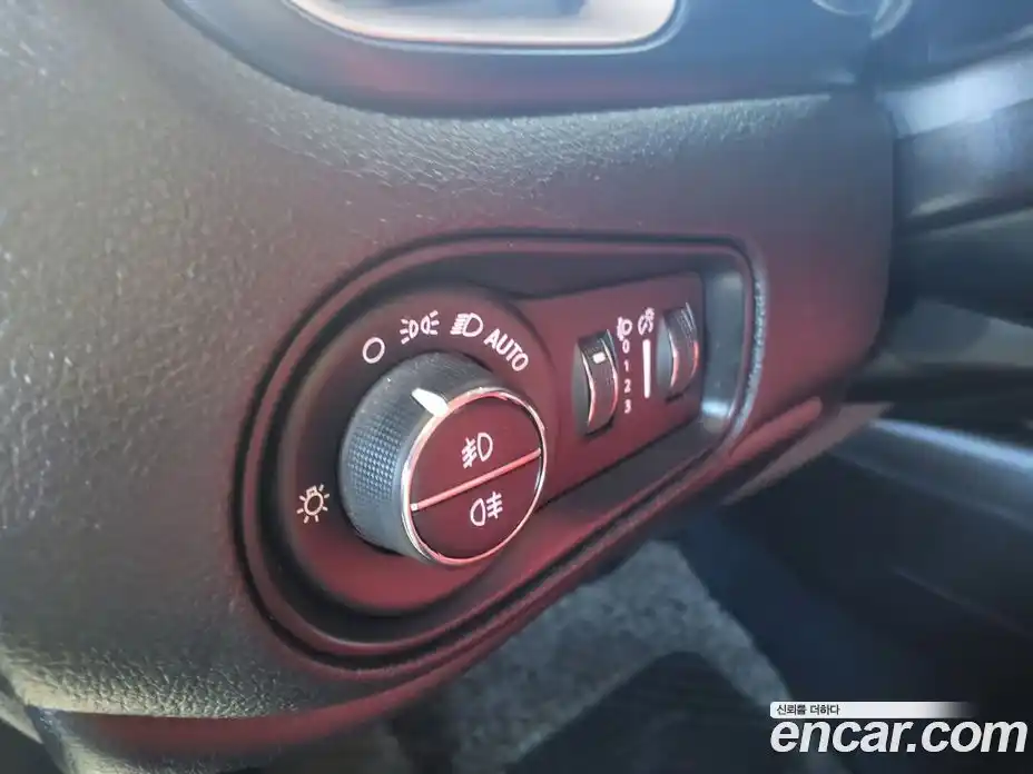 Jeep Renegade 2016 2.4 Автомат в Москве № 170060, фото 15