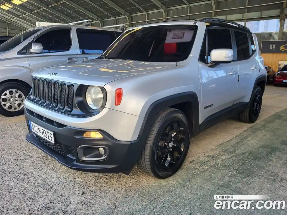Jeep Renegade 2016 2.4 Автомат в Москве № 170060, фото 3