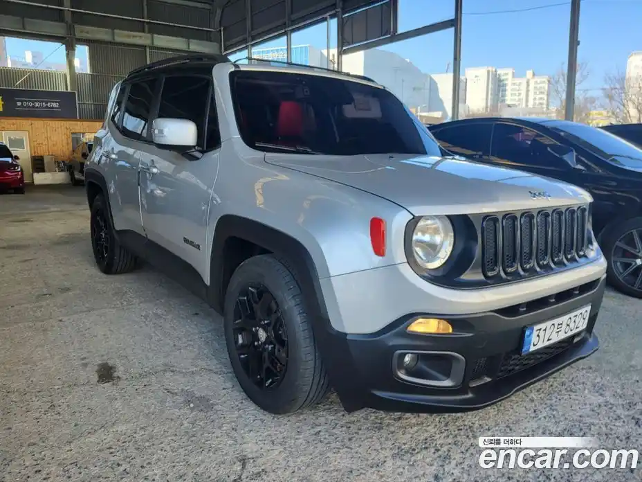 Jeep Renegade 2016 2.4 Автомат в Москве № 170060, фото 4