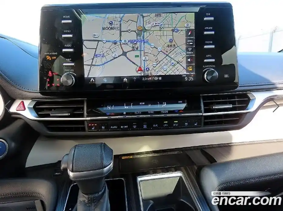 Toyota Sienna 2021 2.5 Вариатор в Москве № 170359, фото 14